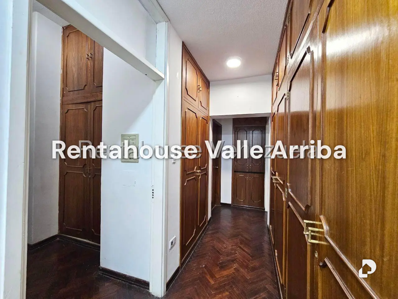 Local comercial en Los Chorros, Caracas – 28
