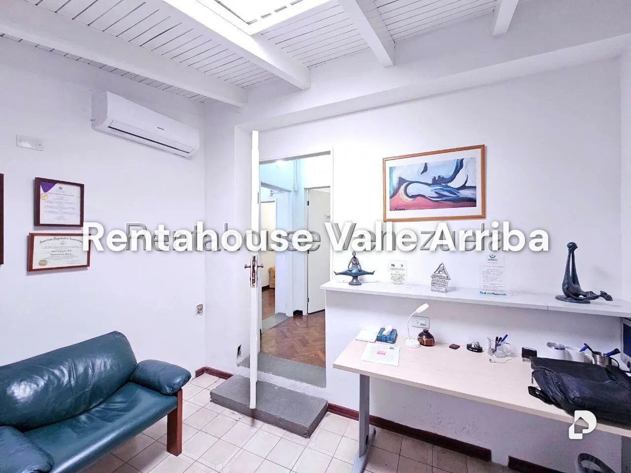 Local comercial en Los Chorros, Caracas – 23
