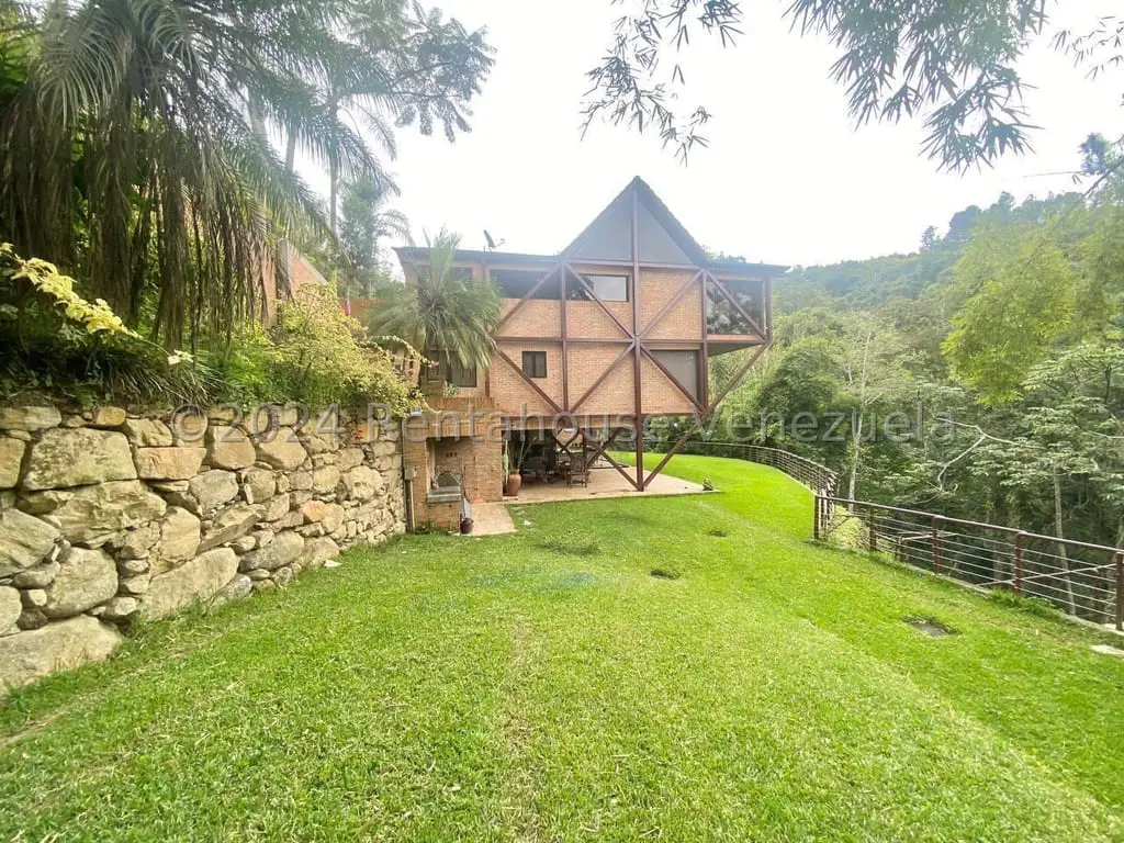 Casa en Oripoto, Caracas - 1