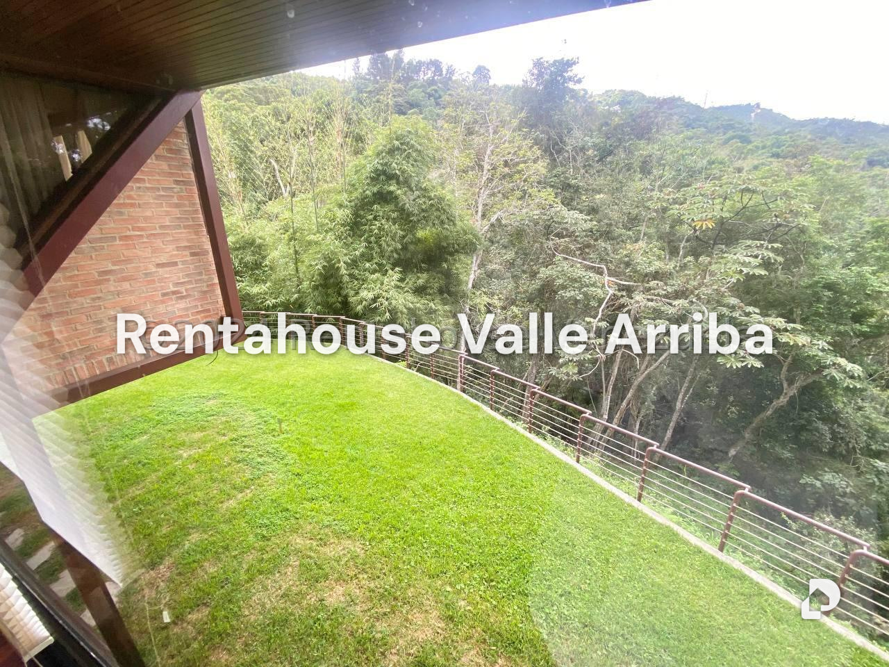 Casa en Oripoto, Caracas – 25