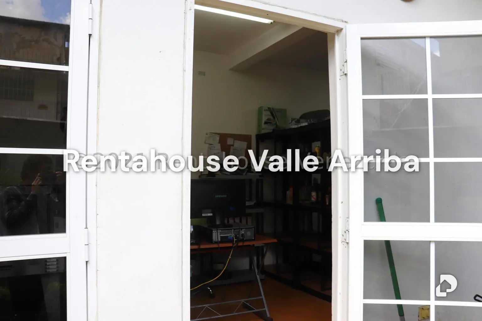 Casa en Los Dos Caminos, Caracas – 13