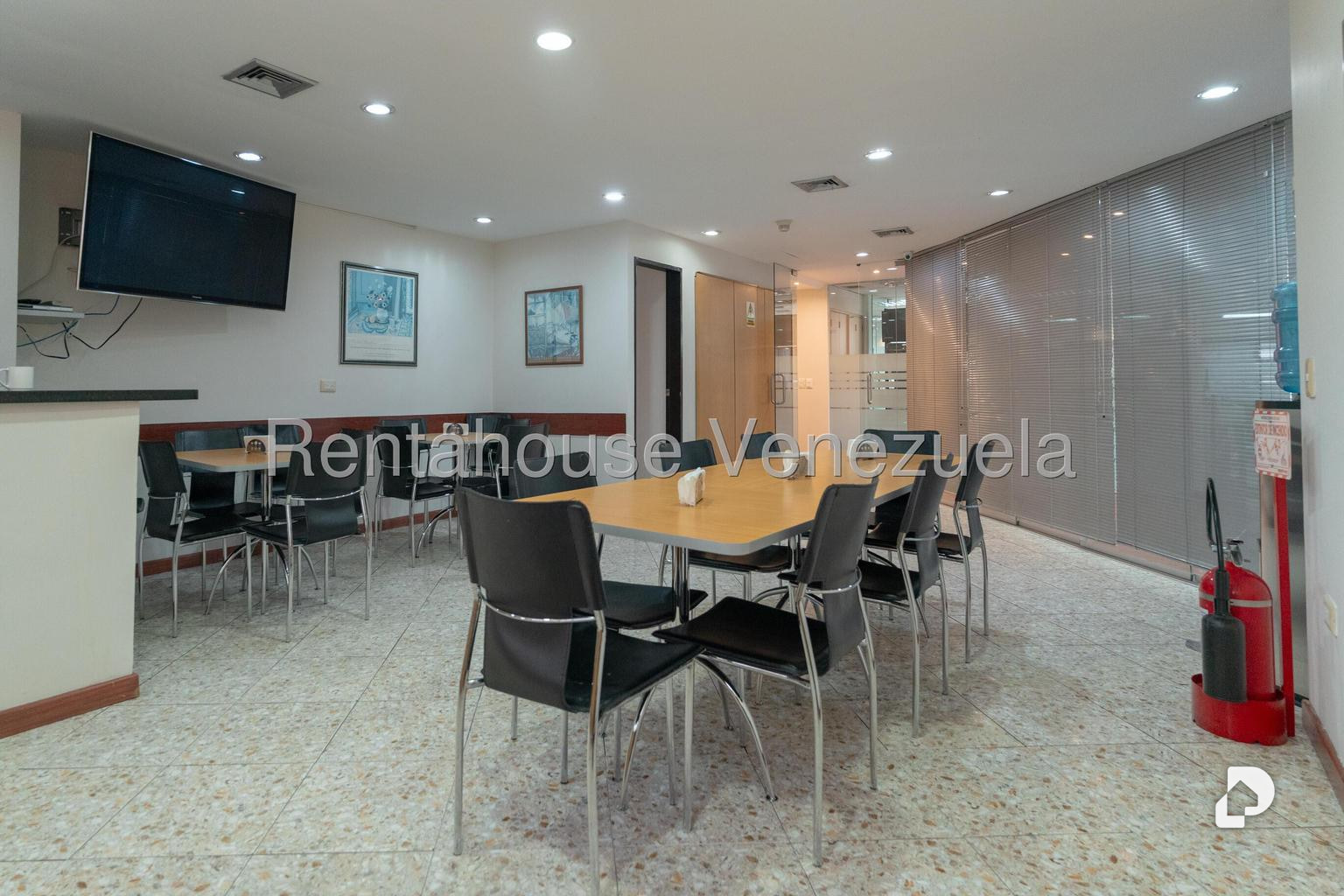 Oficina en Los Palos Grandes, Caracas