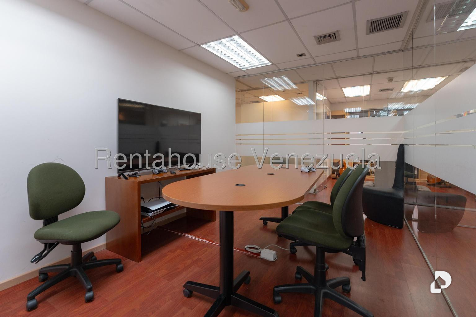 Oficina en Los Palos Grandes, Caracas