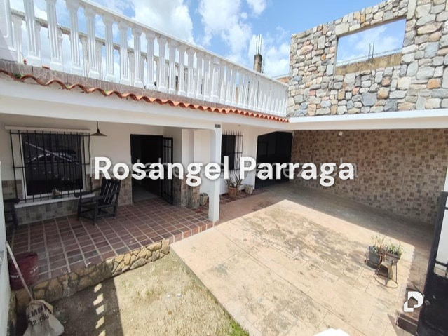 Casa en Los Caobos, Valencia – 4