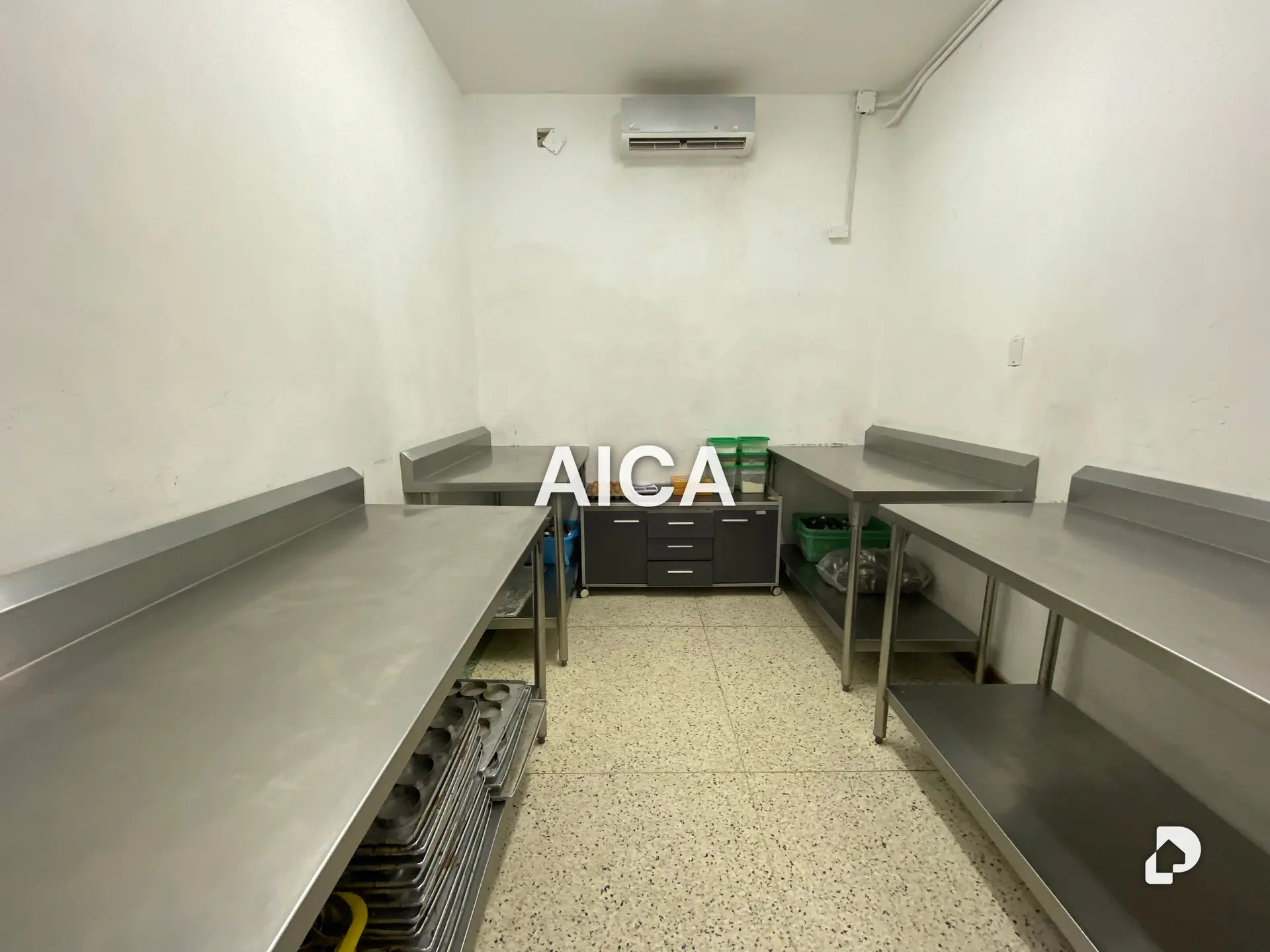 Casa en Altamira, Caracas – 11