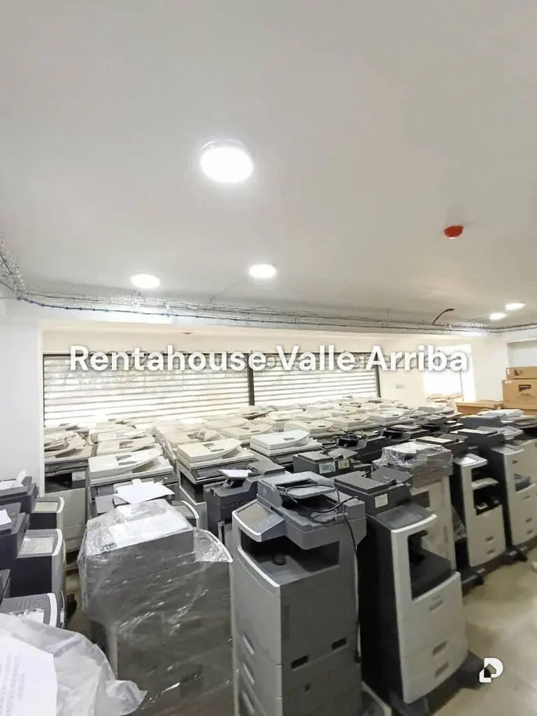 Local comercial en Las Acacias, Caracas – 4