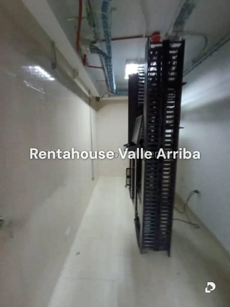 Local comercial en Las Acacias, Caracas – 11