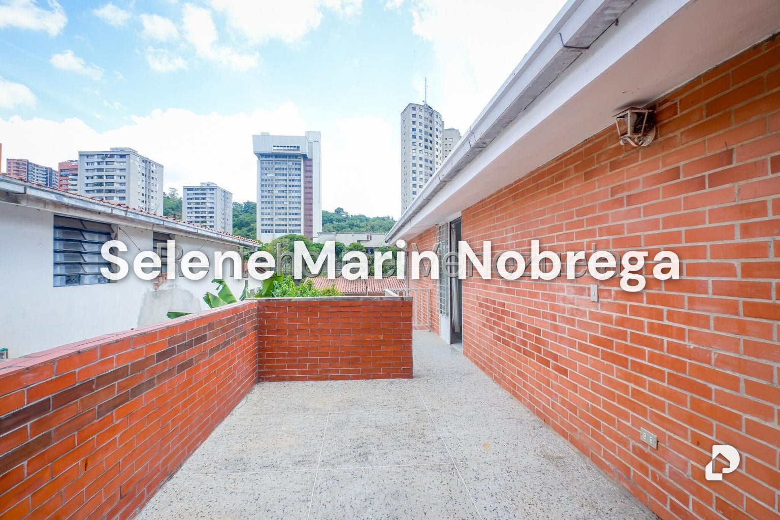 Casa en Santa Fe Norte, Caracas – 23