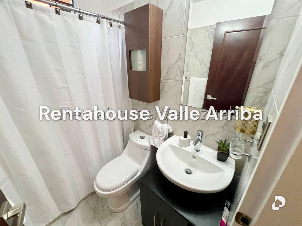 Apartamento en Colinas de La Tahona, Caracas