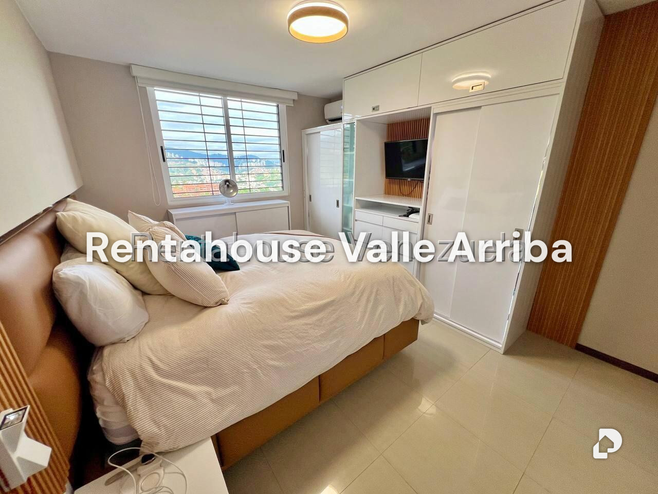 Apartamento en Colinas de La Tahona, Caracas