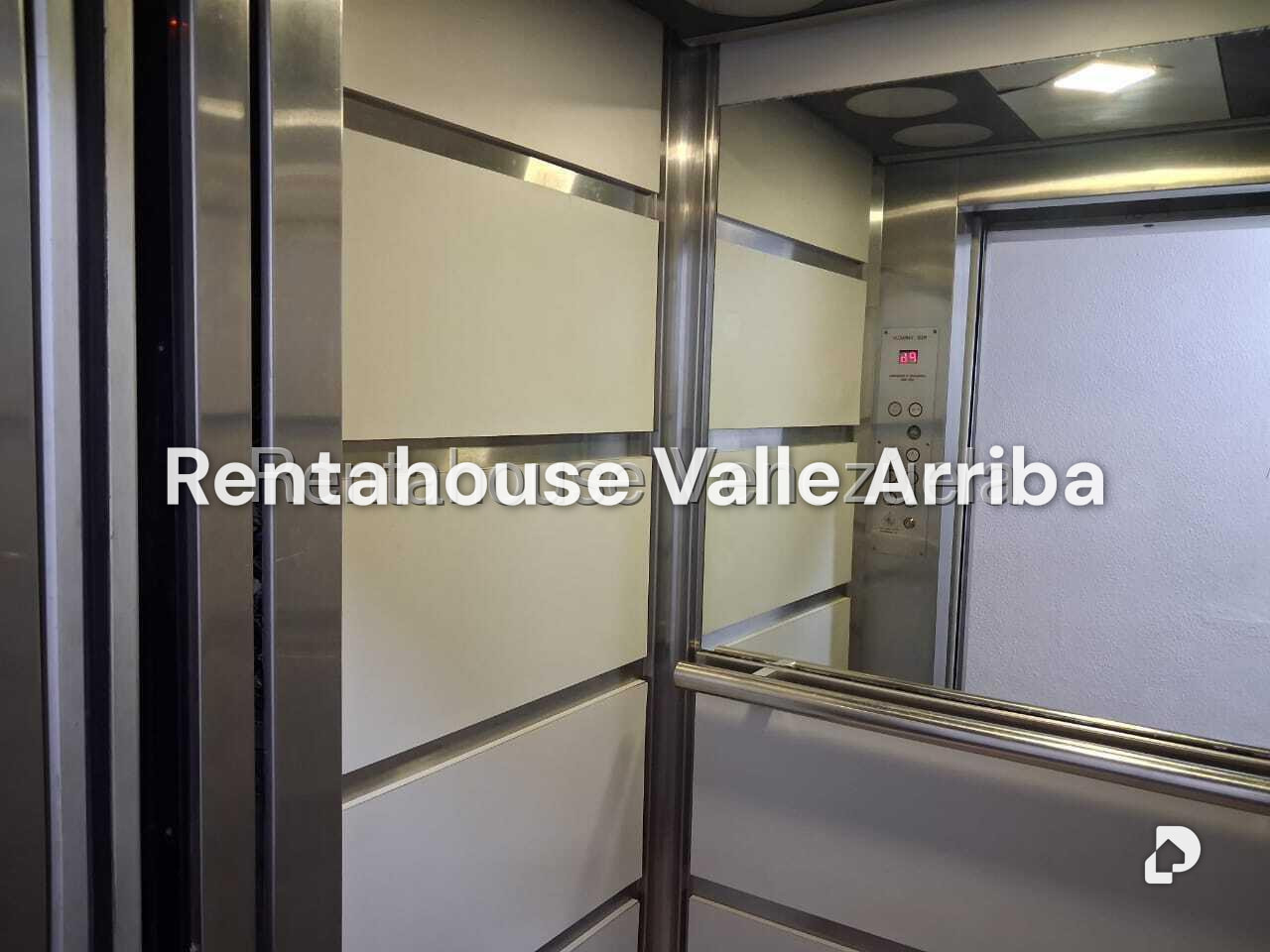 Apartamento en La Urbina, Caracas