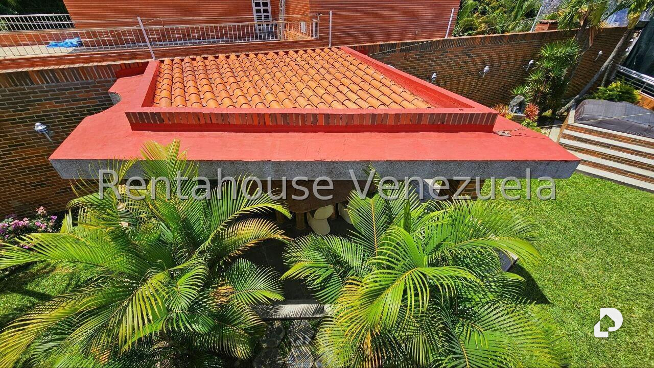 Casa en Cumbres de Curumo, Caracas – 25