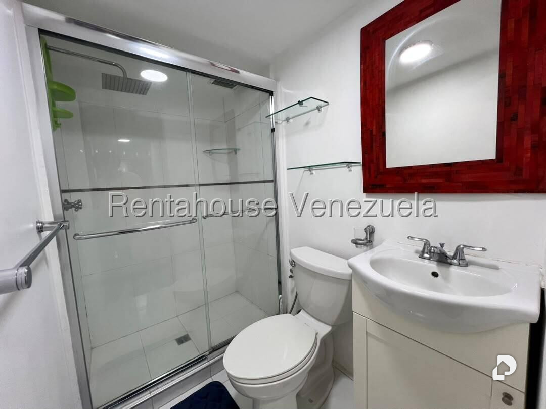 Apartamento en Los Palos Grandes, Caracas – 25