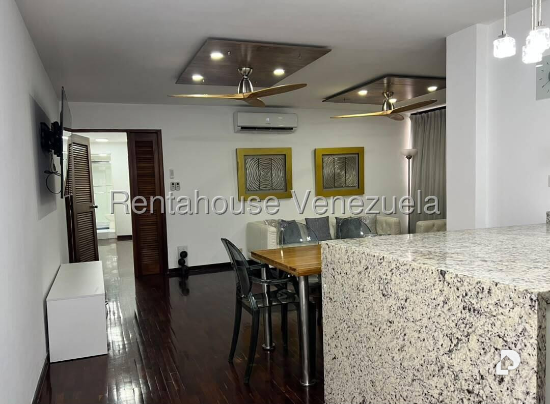 Apartamento en Los Palos Grandes, Caracas – 7