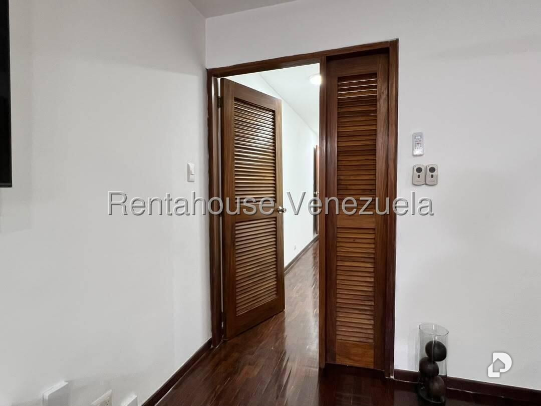 Apartamento en Los Palos Grandes, Caracas – 20