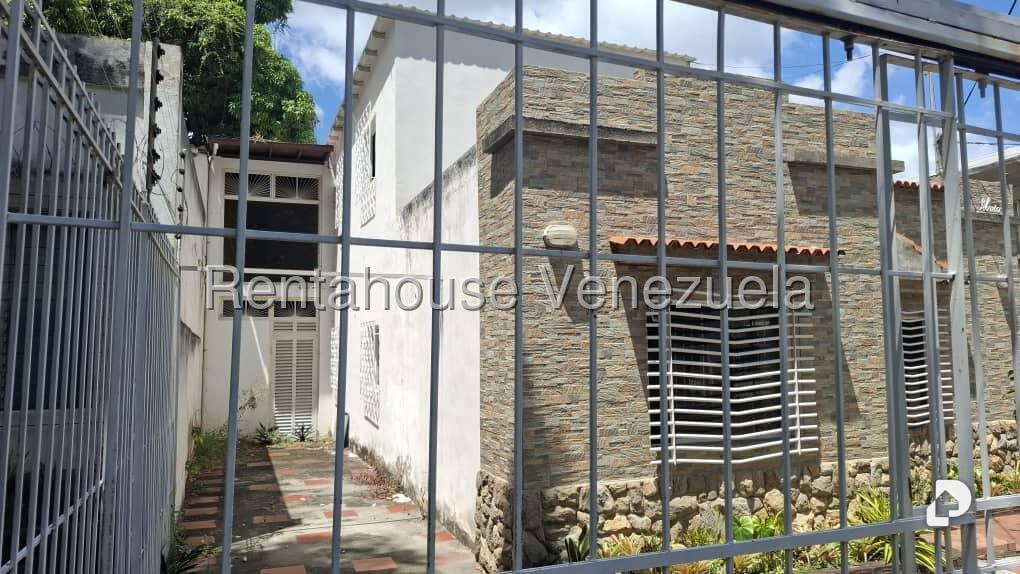 Local comercial en Los Palos Grandes, Caracas – 1