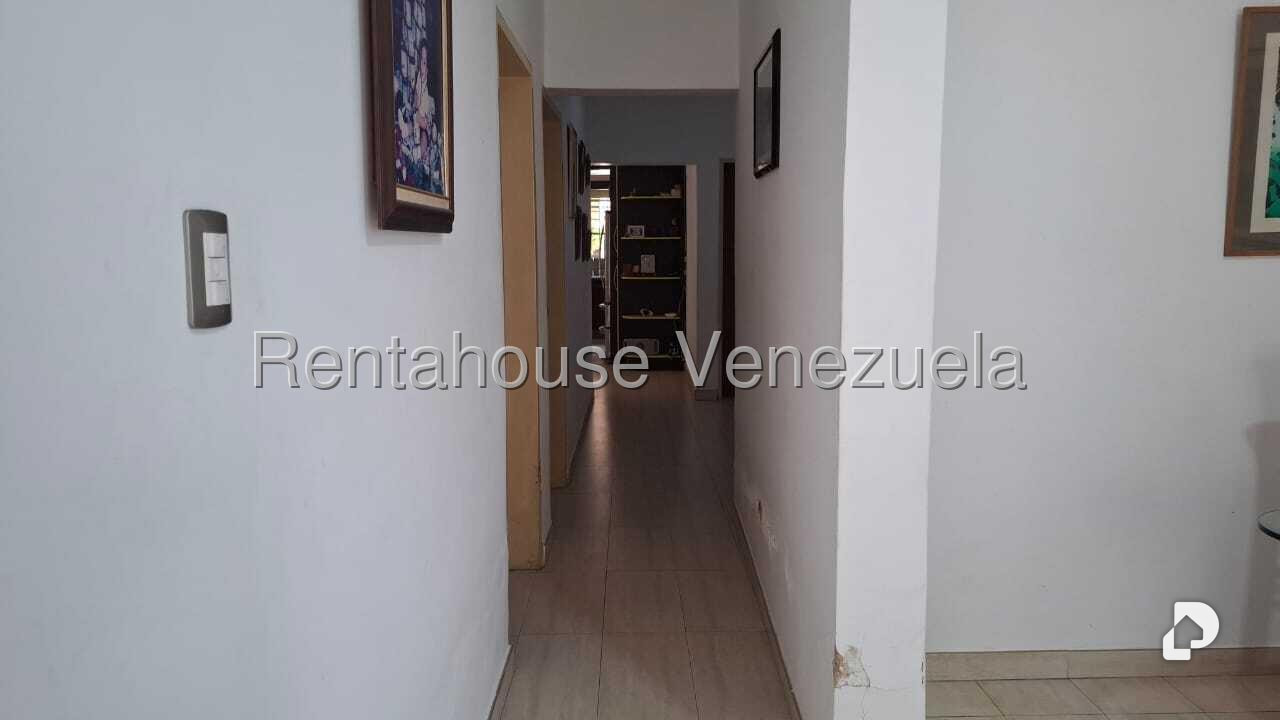 Local comercial en Los Palos Grandes, Caracas – 10