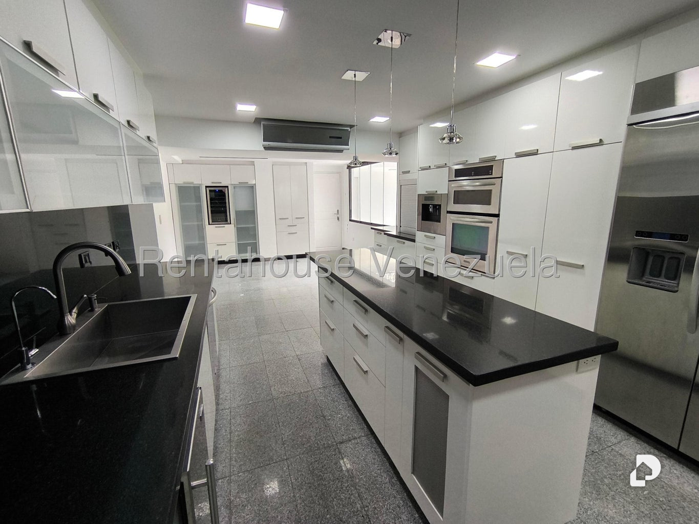 Apartamento en Lomas de La Lagunita, Caracas