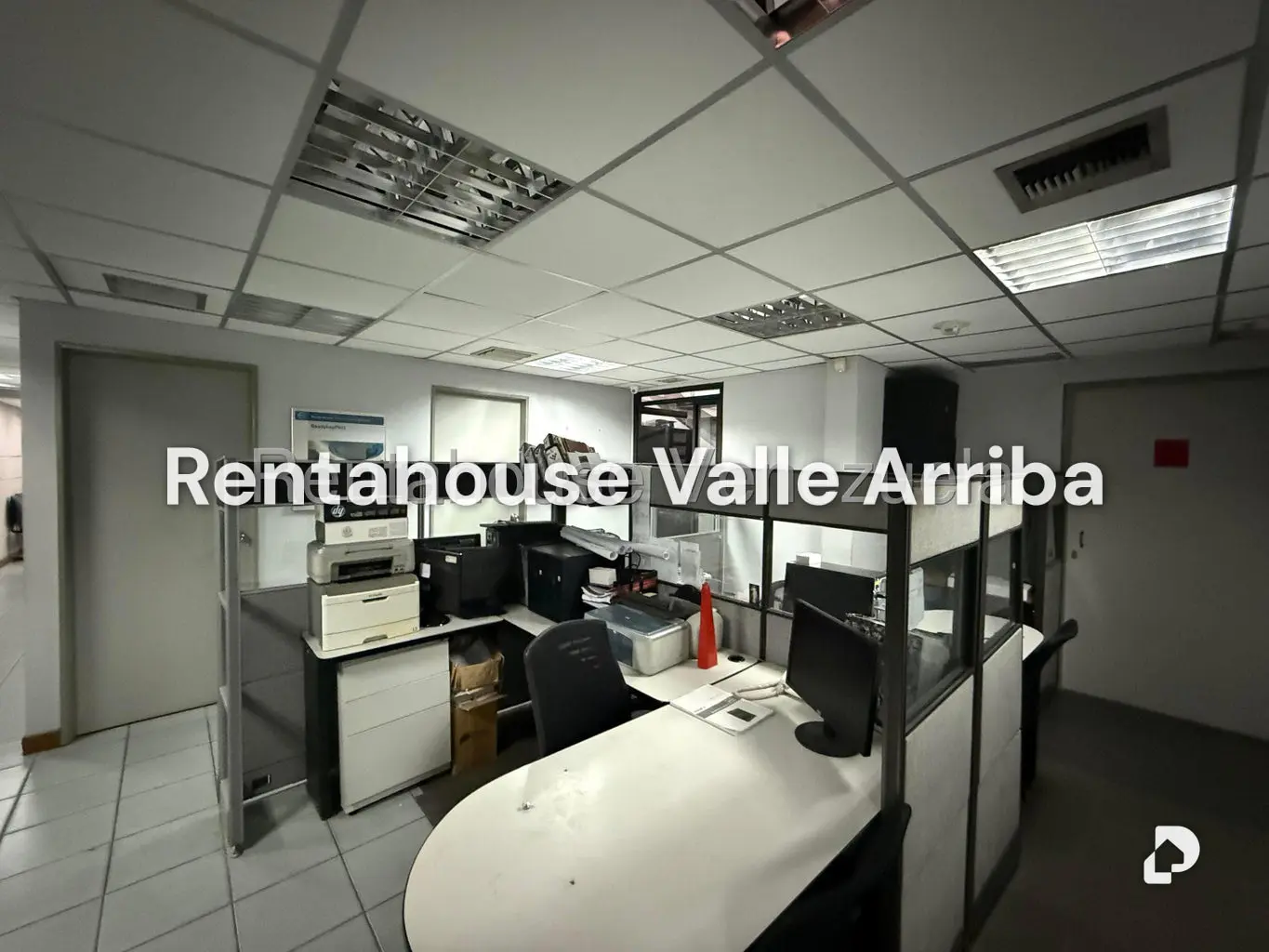 Local comercial en Los Dos Caminos, Caracas – 22