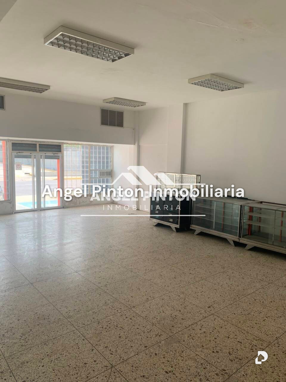 Local comercial en Dr Portillo, Maracaibo – 1