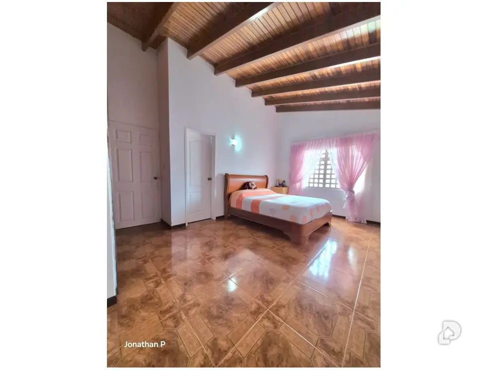 Casa en Parque El Retiro, Altos Mirandinos – 9