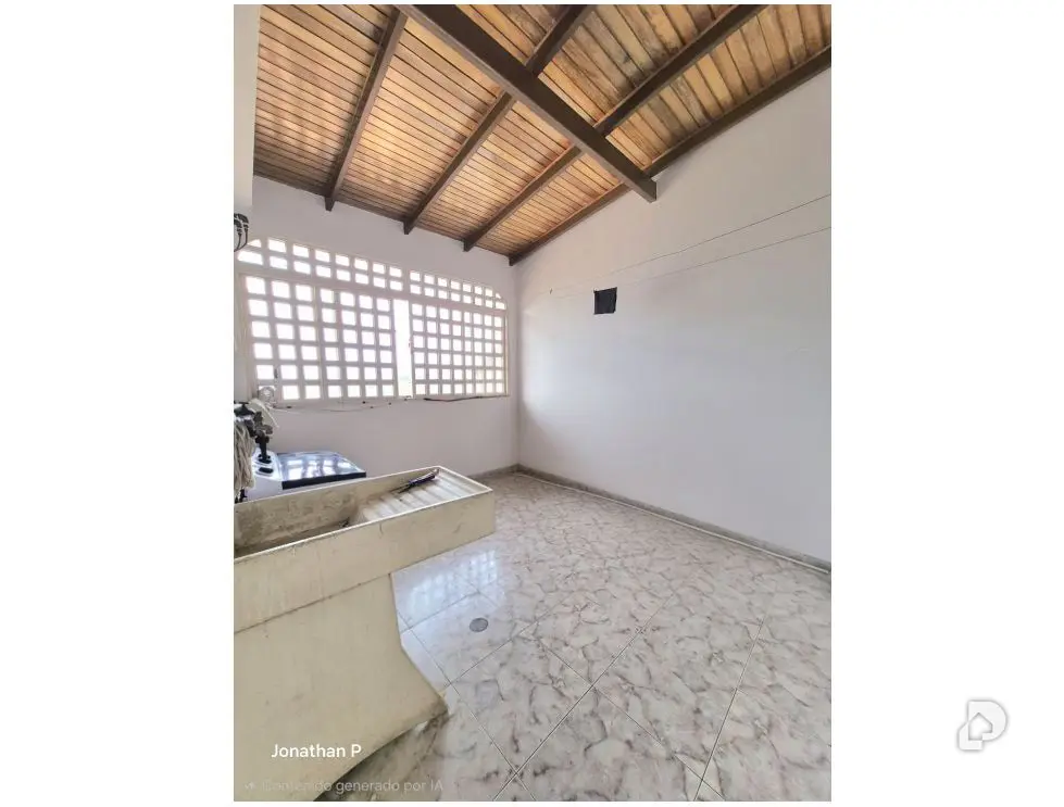 Casa en Parque El Retiro, Altos Mirandinos – 13