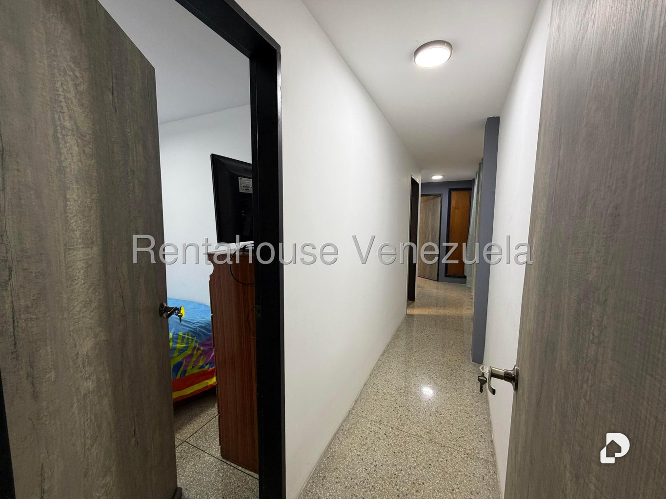Apartamento en La Florida, Caracas – 18