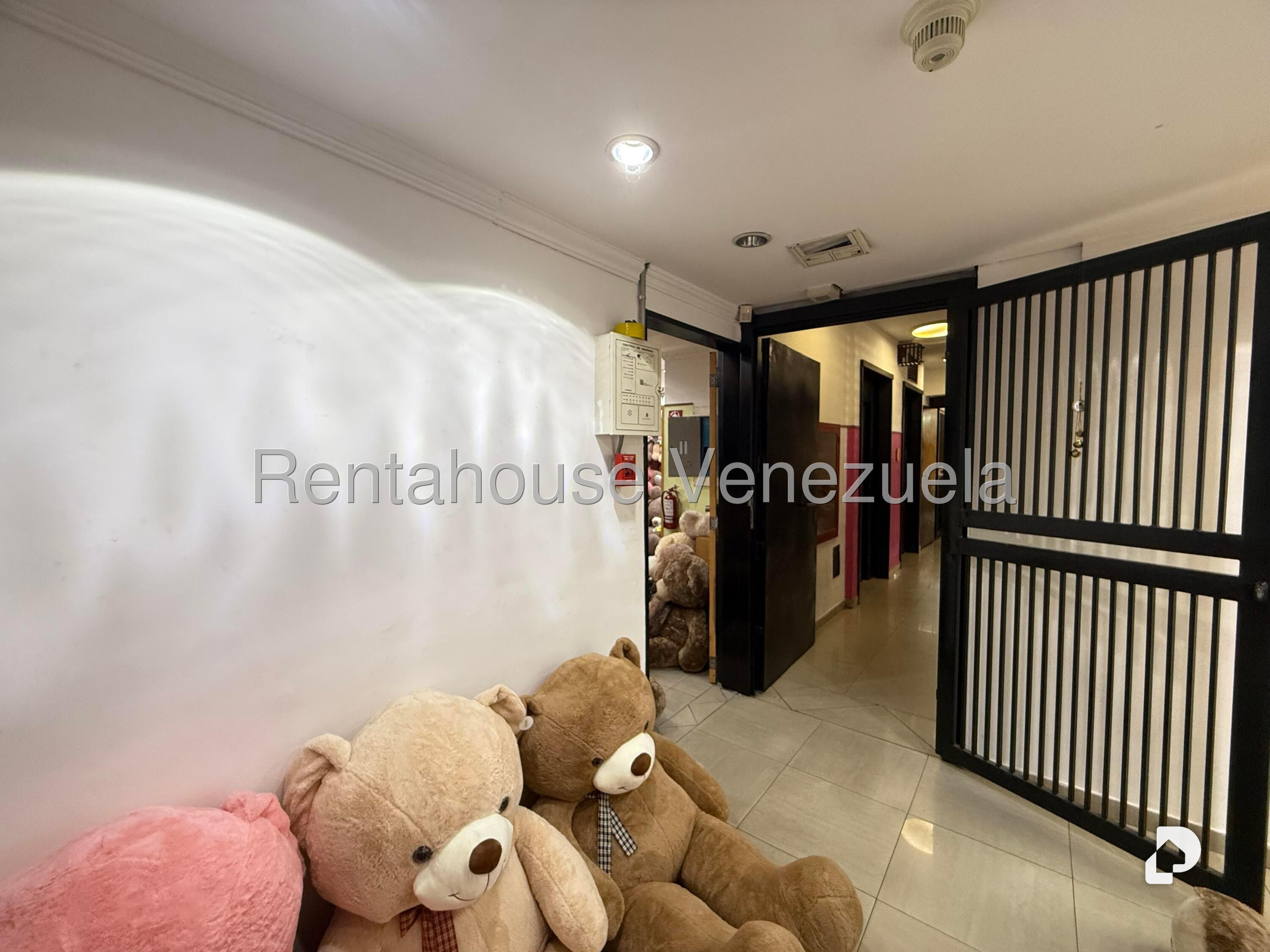 Building in Centro, Caracas – 21