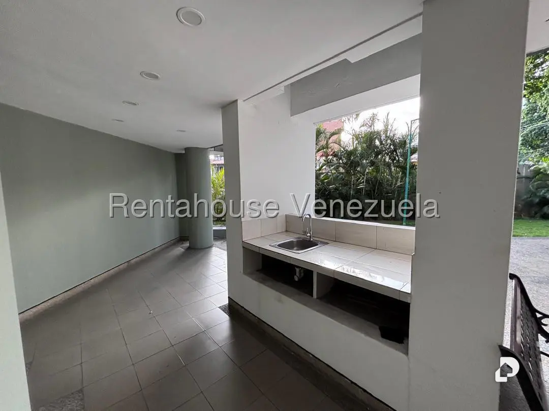 Apartamento en Montecristo, Caracas – 28