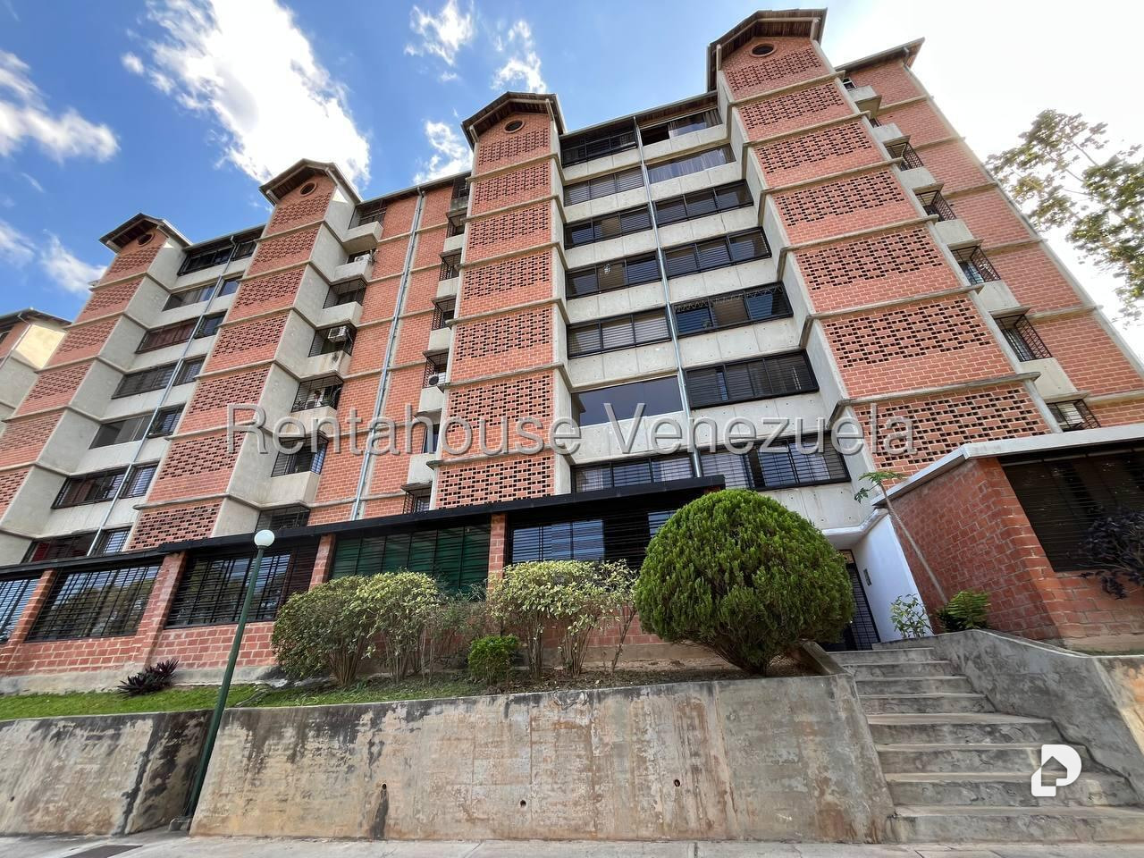 Apartamento en Terrazas de Guaicoco, Caracas – 1