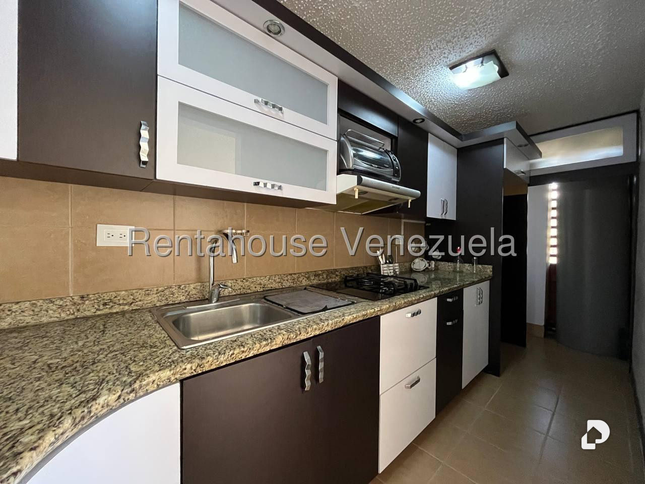 Apartamento en Terrazas de Guaicoco, Caracas – 11