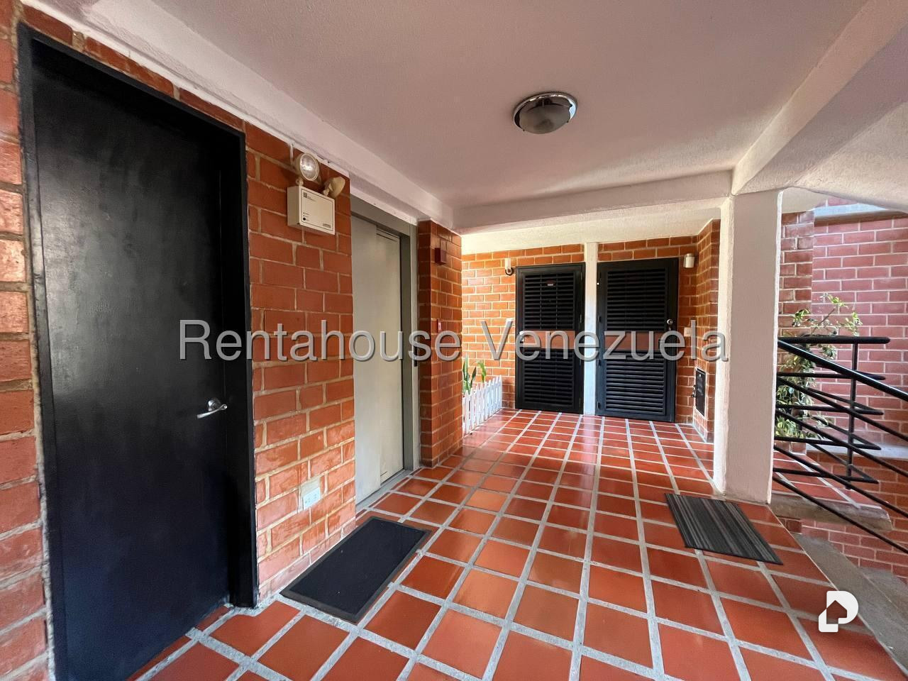 Apartamento en Terrazas de Guaicoco, Caracas – 4