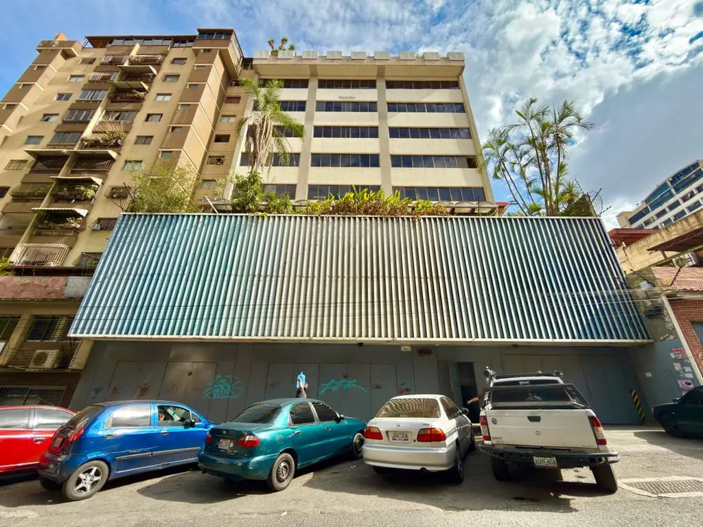 Edificio en Altagracia, Caracas - 1