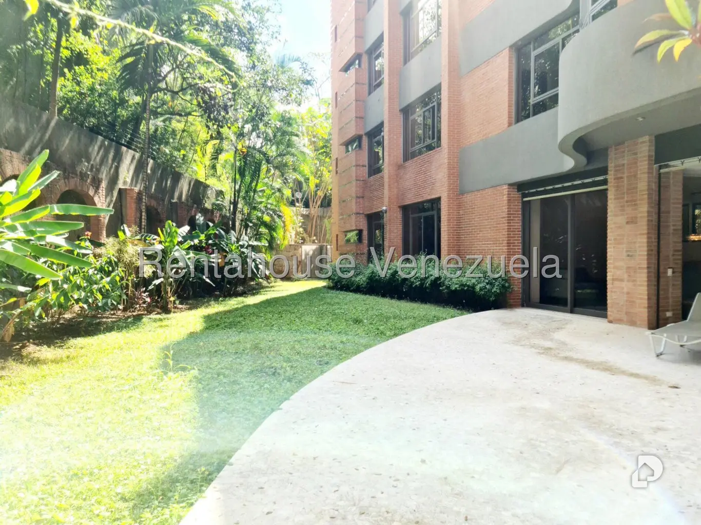 Apartamento en Altamira, Caracas – 24