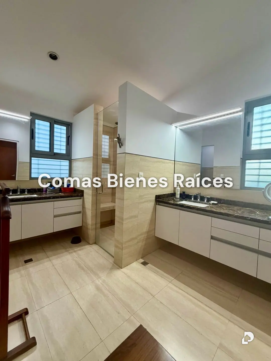Casa en La Castellana, Caracas – 10