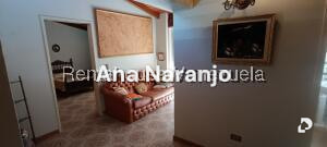 House in Prados del Este, Caracas – 24