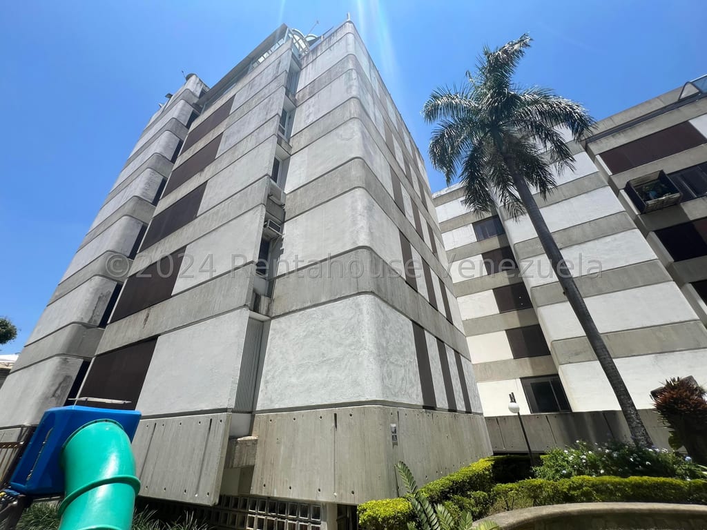 Apartment in Lomas de Las Mercedes, Caracas - 1