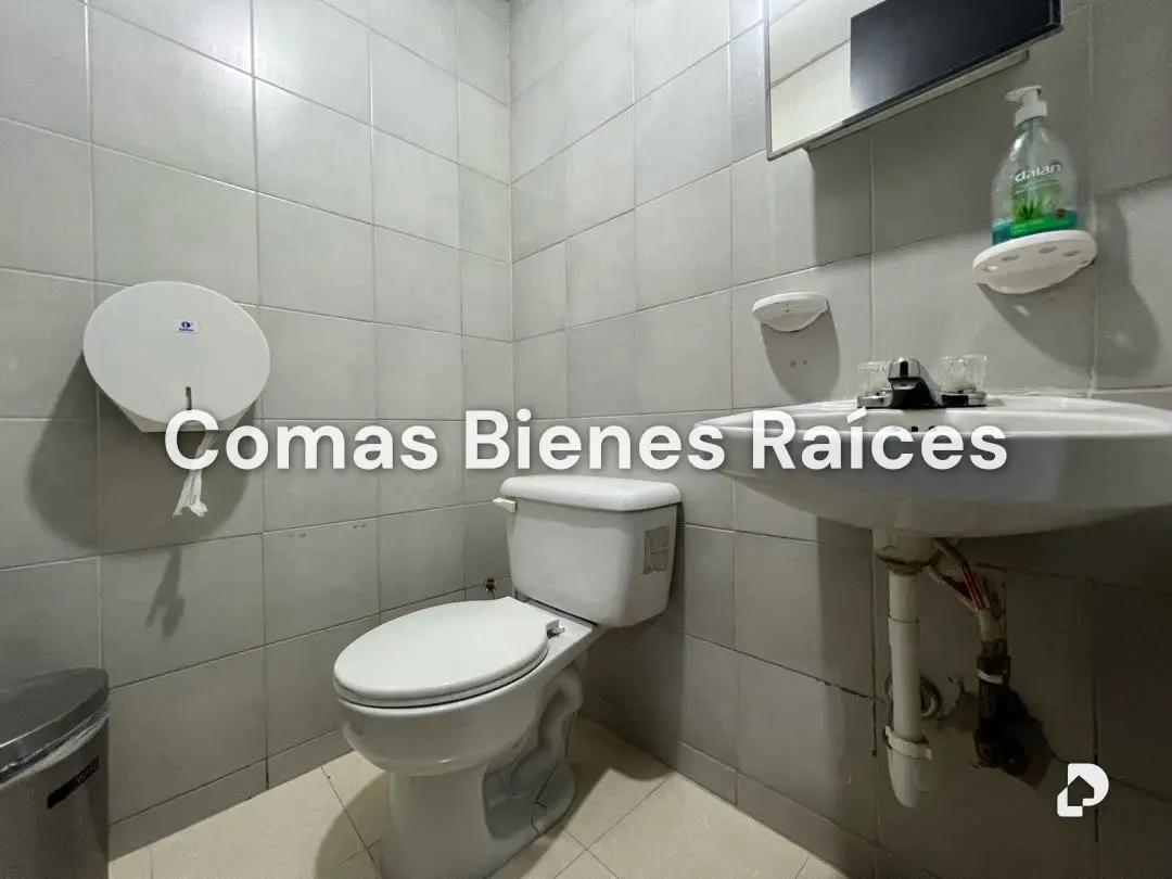 Office in La Castellana, Caracas – 9