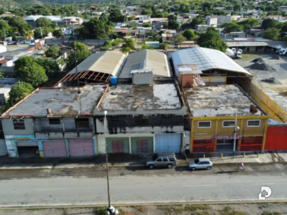 Galpón en Av. Florencio Jiménez, Barquisimeto – 1
