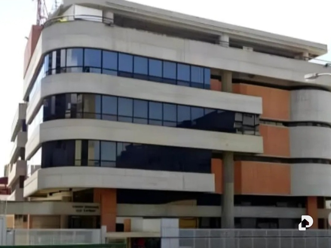 Edificio en Los Cortijos, Caracas – 1