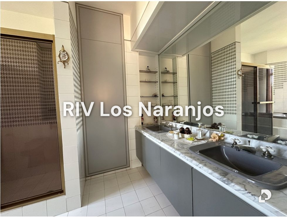 Apartment in Colinas de Tamanaco, Caracas – 16