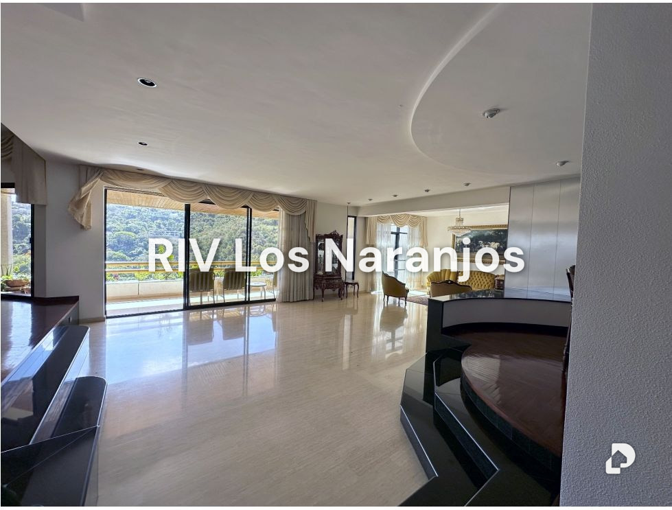Apartment in Colinas de Tamanaco, Caracas – 4
