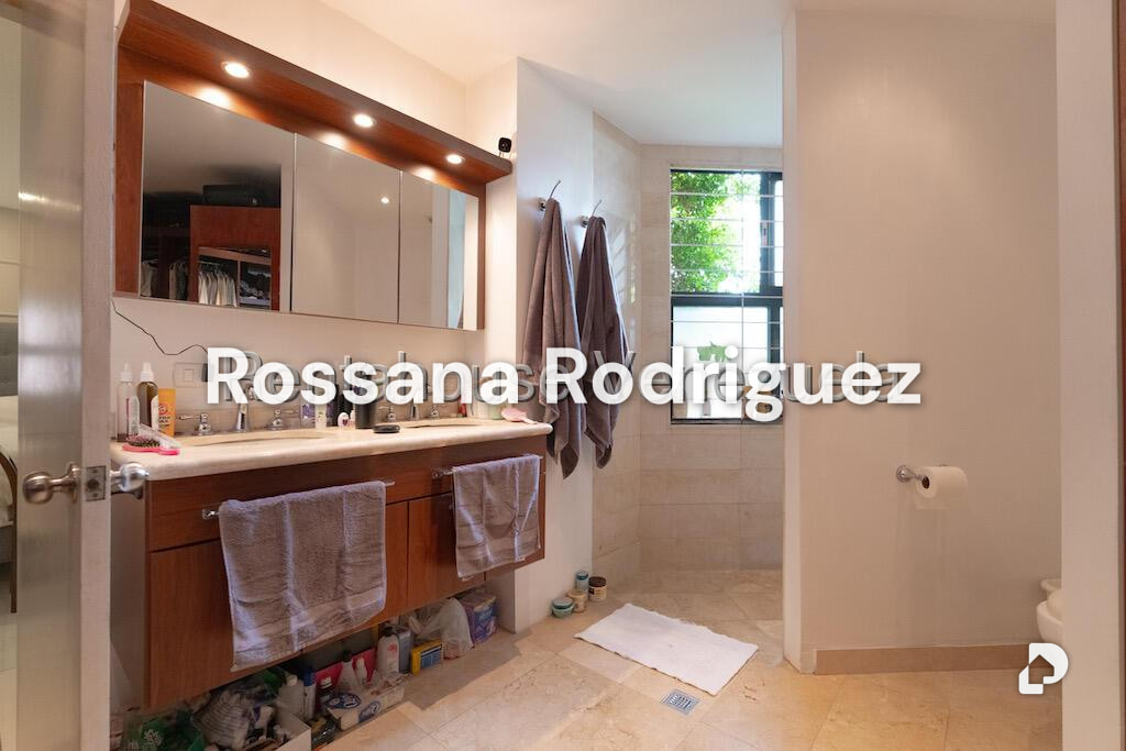Apartamento en Country Club, Caracas