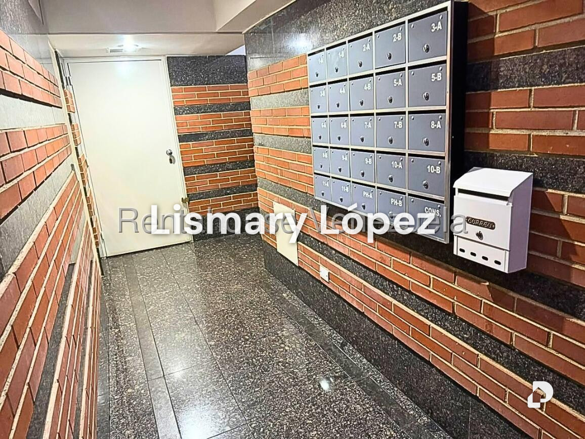 Apartamento en El Rosal, Caracas – 2