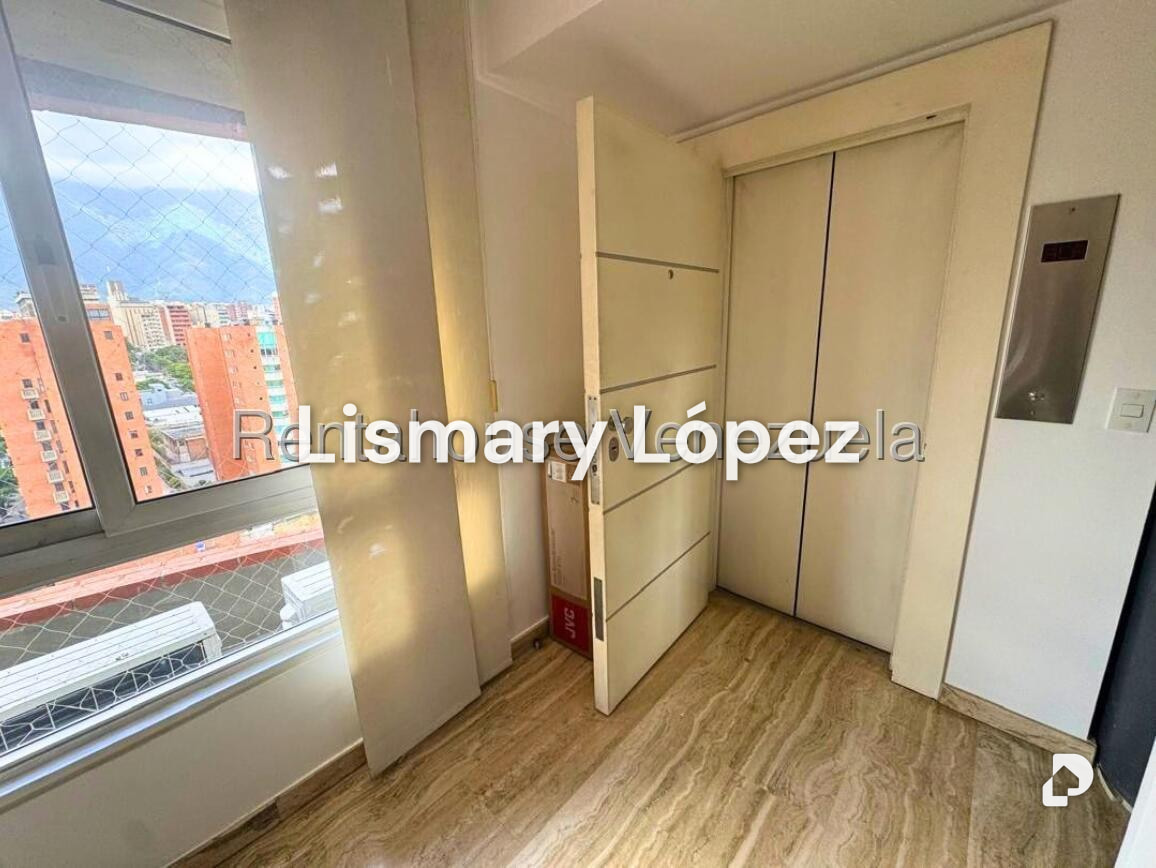 Apartamento en El Rosal, Caracas – 24