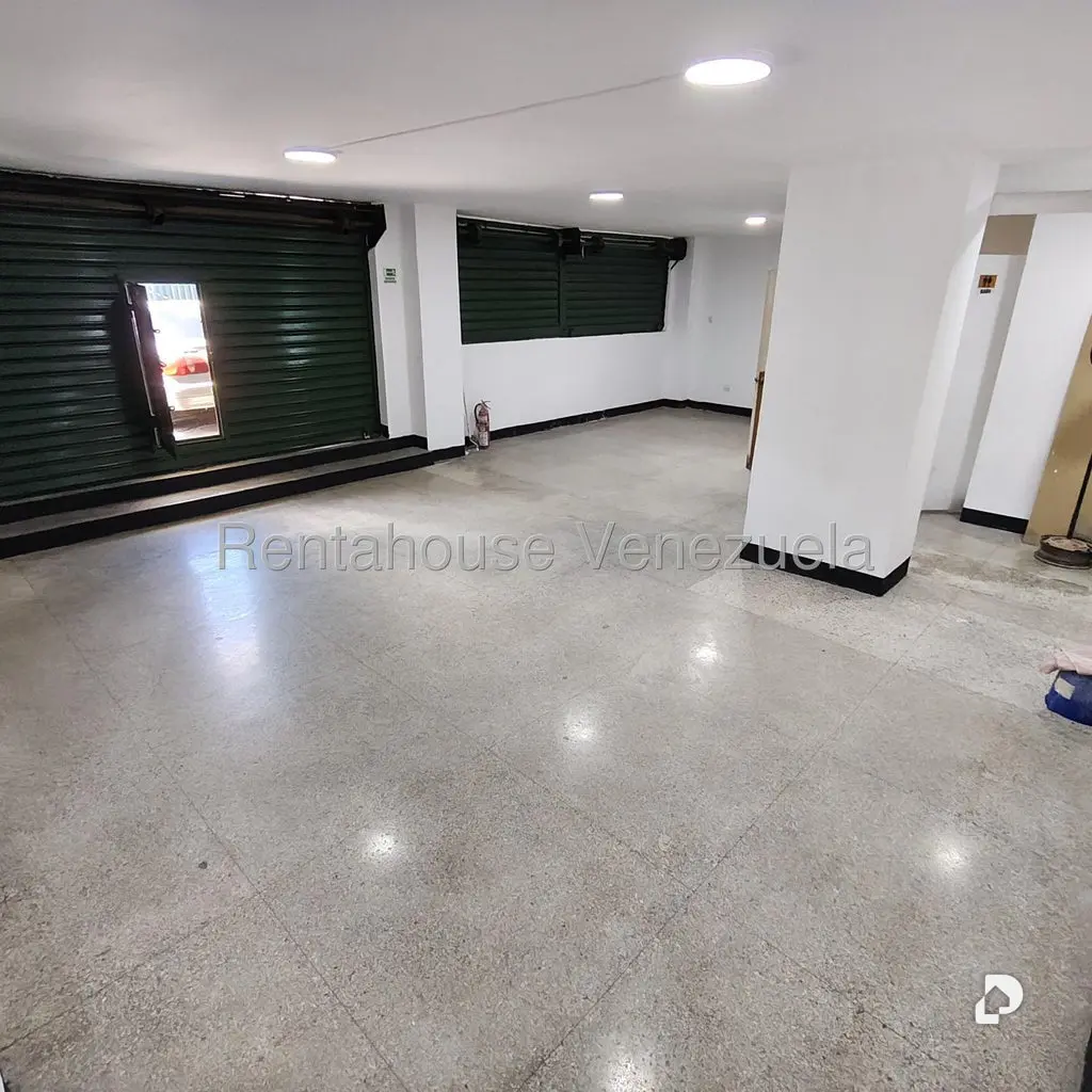 Local comercial en Montecristo, Caracas – 10