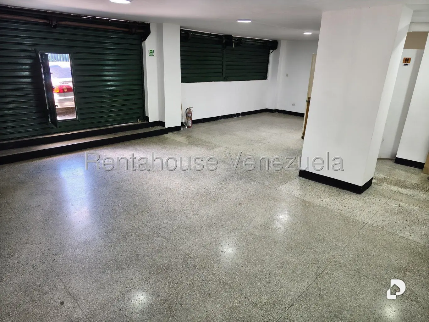 Local comercial en Montecristo, Caracas – 9