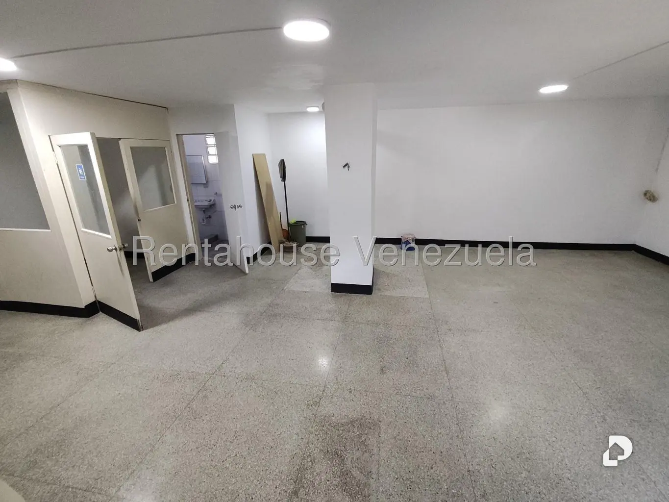Local comercial en Montecristo, Caracas – 3