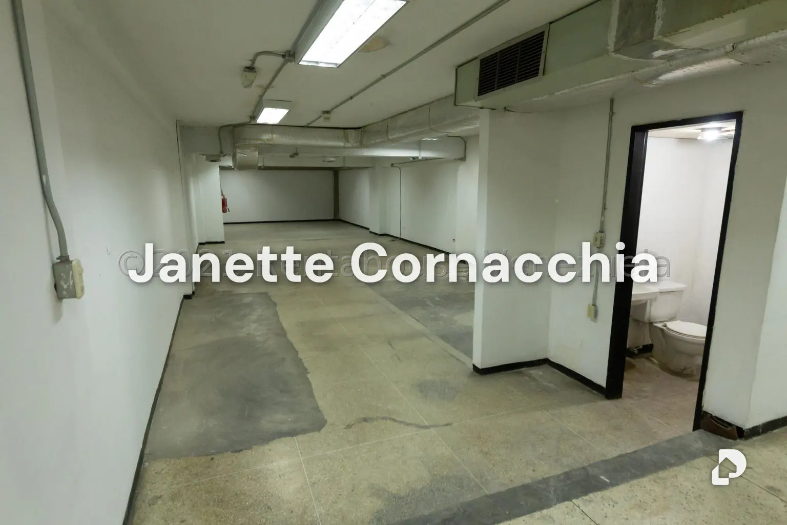 Local comercial en Puente Hierro, Caracas – 10