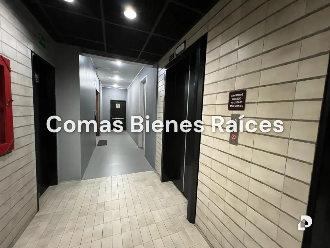 Office in Los Palos Grandes, Caracas – 11